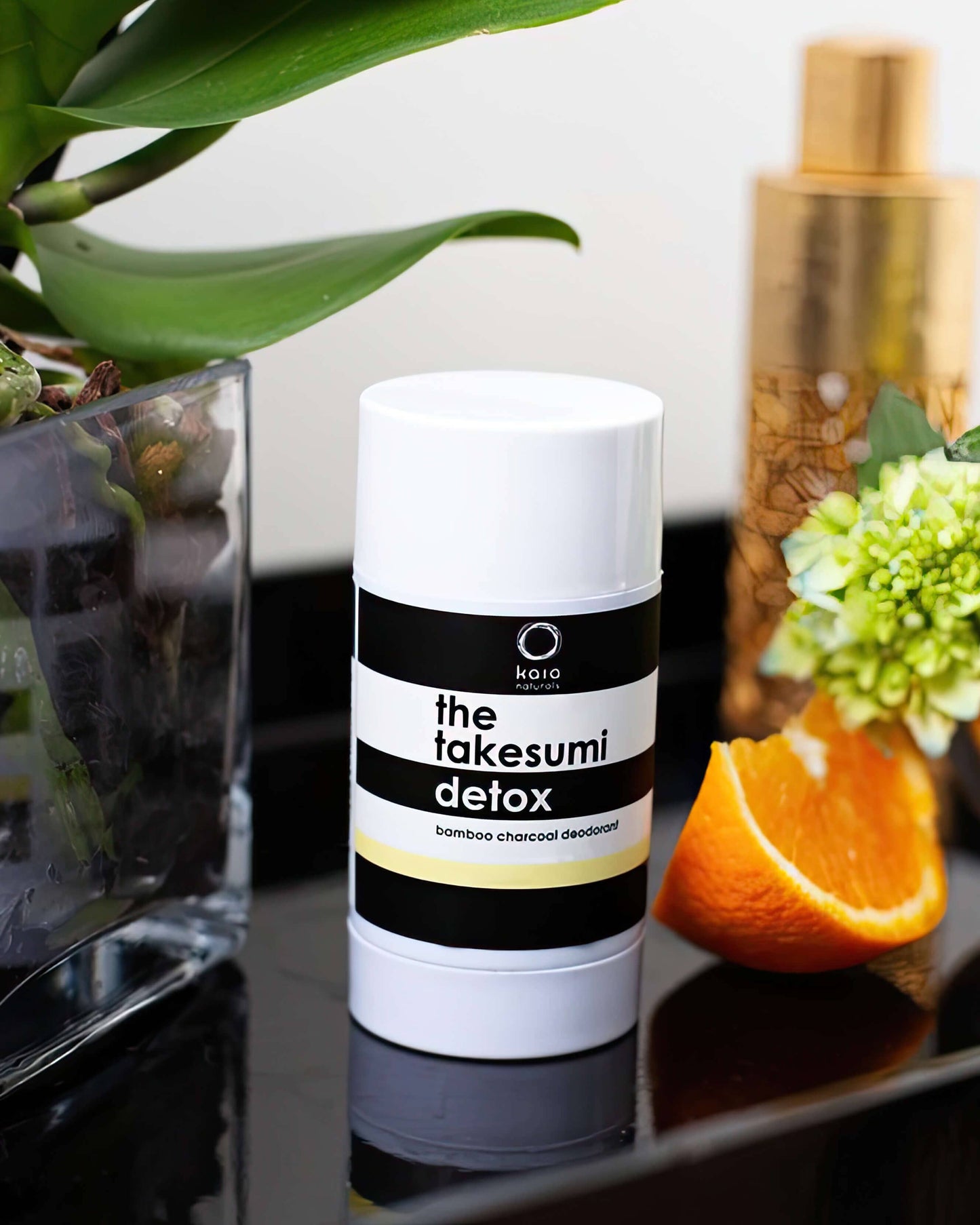 Charcoal Deodorant Mandarin Pomelo