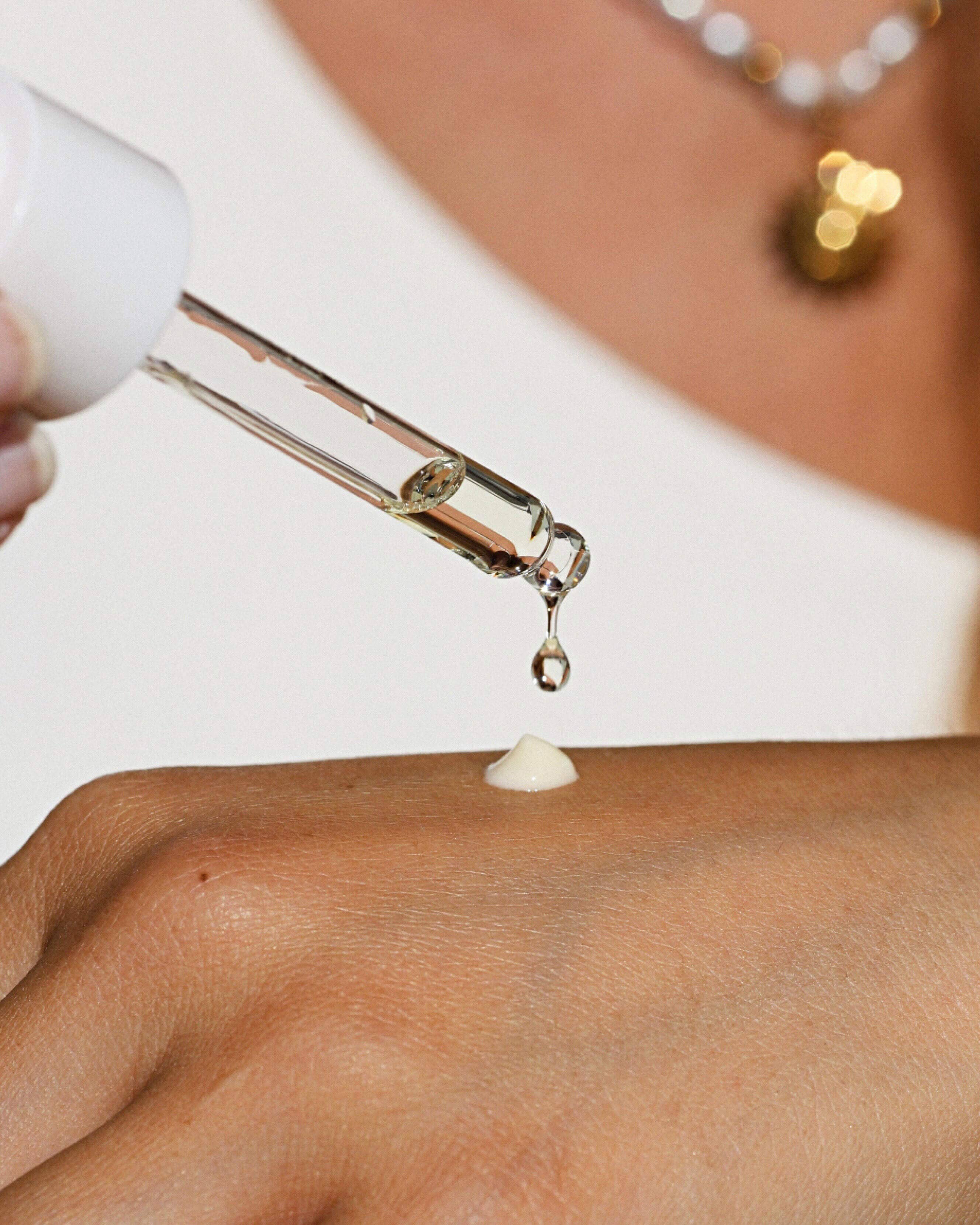 Guava Gradual Tan Drops